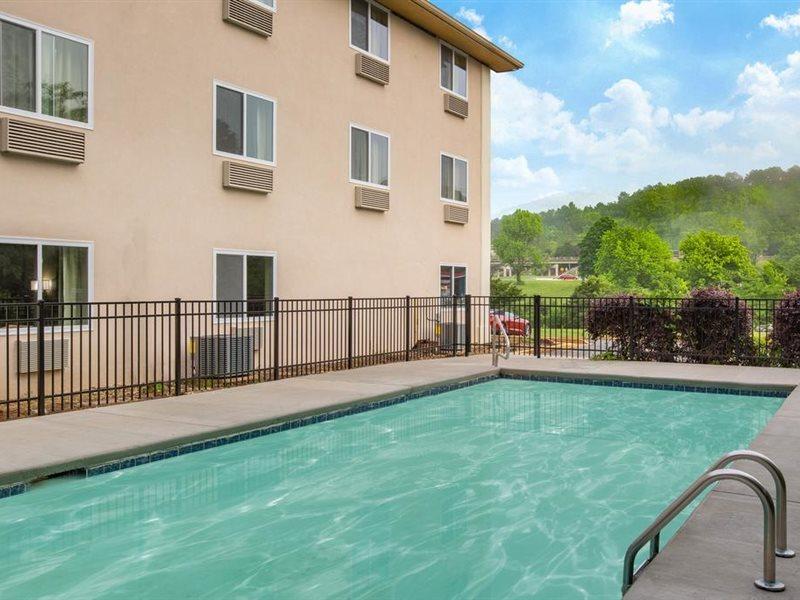 Super 8 By Wyndham Chattanooga Lookout Mountain Tn Exterior foto